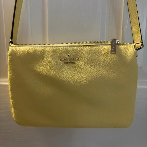 Kate Spade Yellow Pebble Crossbody w/ Matching Wallet NWT - Picture 1 of 4